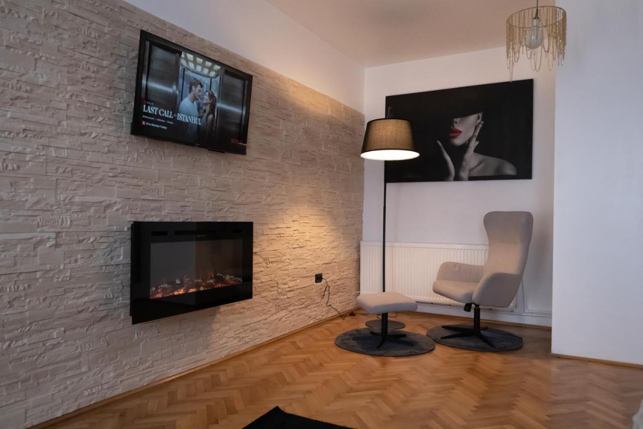 Casa Basarab Brasov Hotel Luaran gambar