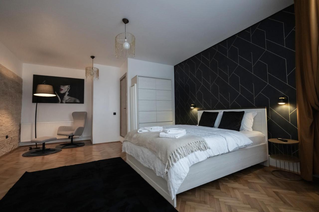 Casa Basarab Brasov Hotel Luaran gambar