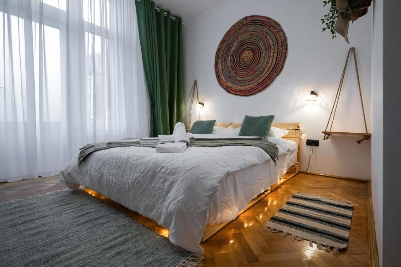 Casa Basarab Brasov Hotel Luaran gambar