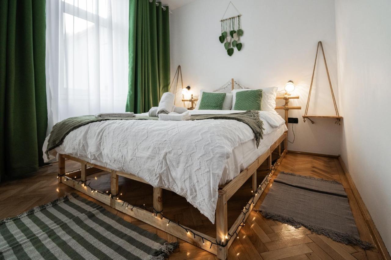 Casa Basarab Brasov Hotel Luaran gambar